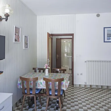 Fuer 4 Personen Ca 45 Qm In Pjescana Uvala, Istrien Istrische Riviera Apartment *