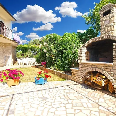 Apartment Fuer 4 Personen Ca 45 Qm In Pjescana Uvala, Istrien Istrische Riviera *